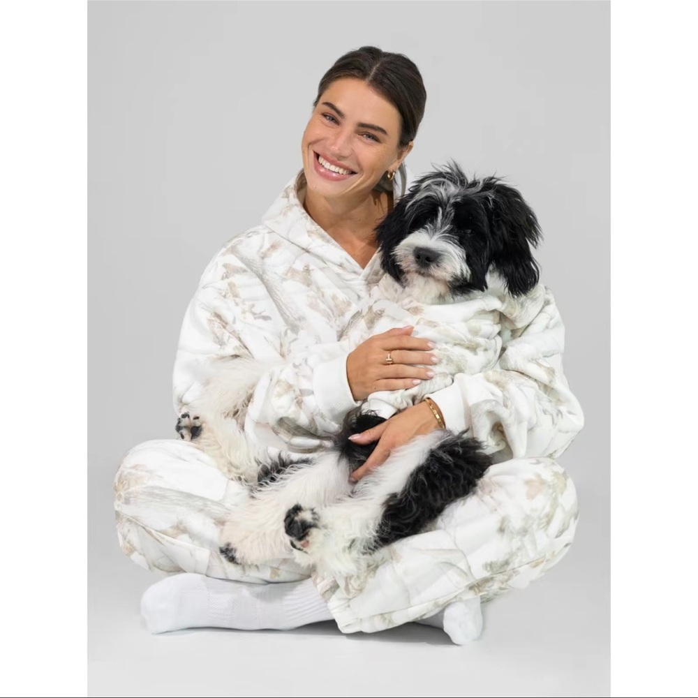 COMFRT PAWS CAMO DOG HOODIE - Picture 8 of 16